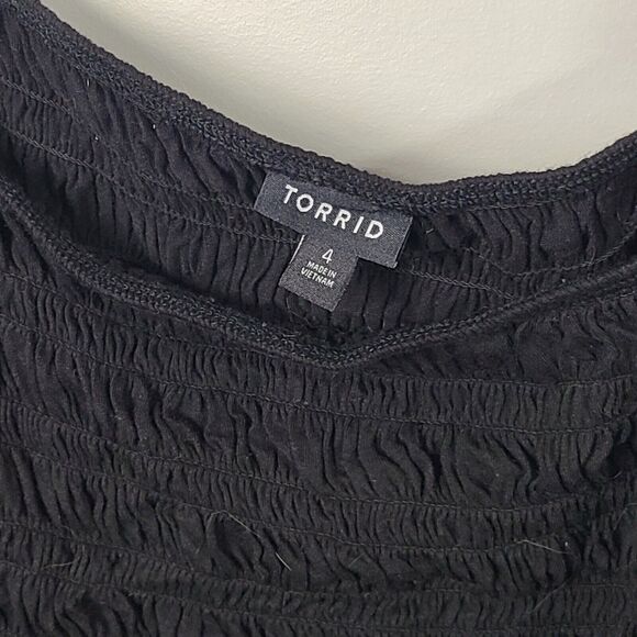 Torrid Black Lace Long Sleeve Top Rouched Bodice Size 4 - Picture 3 of 5